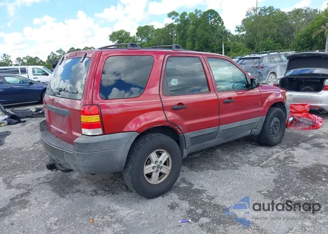 2005 Ford Escape Xls z USA, uszkodzony, nr VIN 1FMYU02Z65KA33188